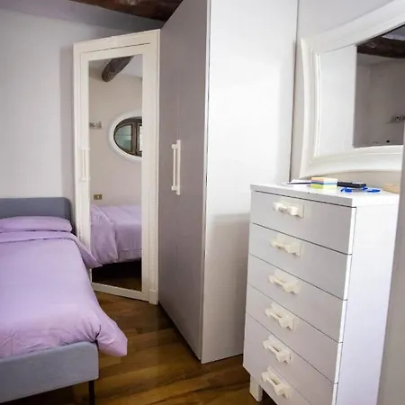 Hause Naty Spaccanapoli * Neapol