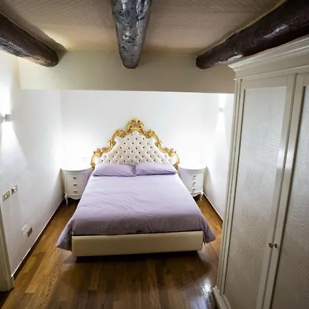 Hause Naty Spaccanapoli *